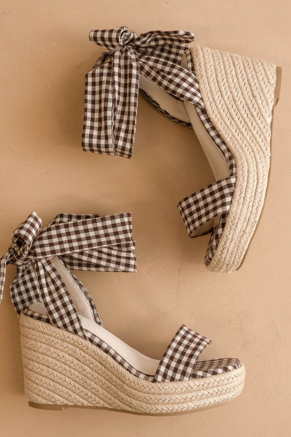 Hazel & Olive Gingham Wrap Wedges - Brown