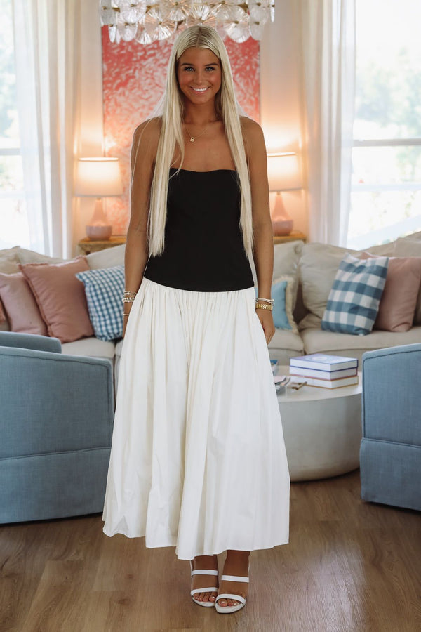 HAZEL & OLIVE Skyline Views Maxi Dress - Black and White