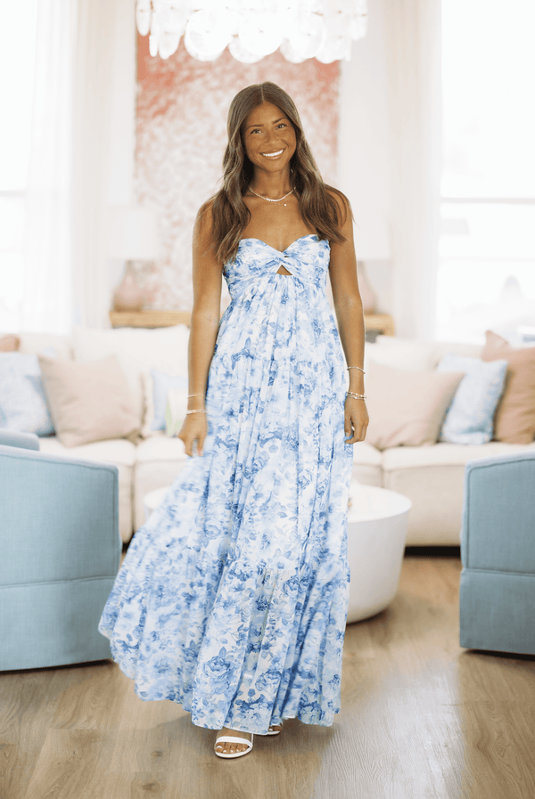 HAZEL & OLIVE SM/D20750/E Live Out Loud Floral Maxi Dress - Blue and White